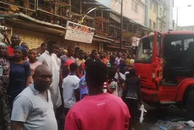 Fire Destroys 100 Shops in Balogun Market, 4 Other Buildings in Lagos