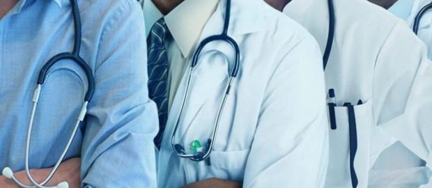 FG Begs Doctors, Nurses To Remain In Nigeria