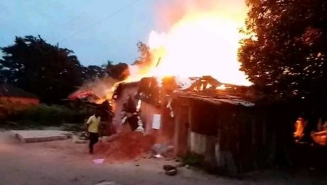 Again, gunmen invade Imo community; raze shops, houses